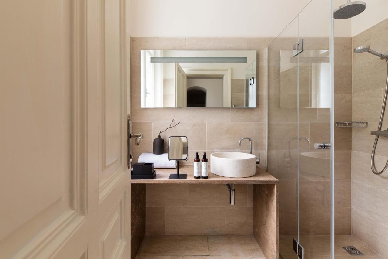 Zola Hotel - Palais De Boheme Adults Only Виена Екстериор снимка